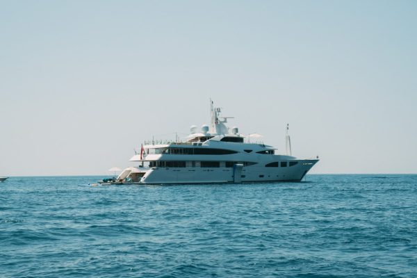 Yacht Charter Advisor – Professional Expertise for Seamless Charter Experiences