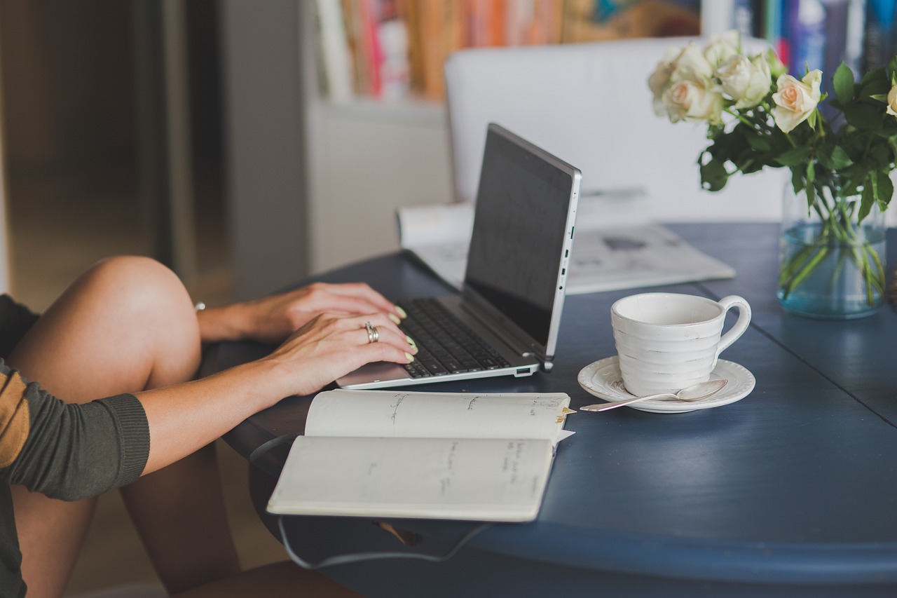 Laptop, workstaion, office — Max Herve George Champions Resilience in Real Asset Portfolios